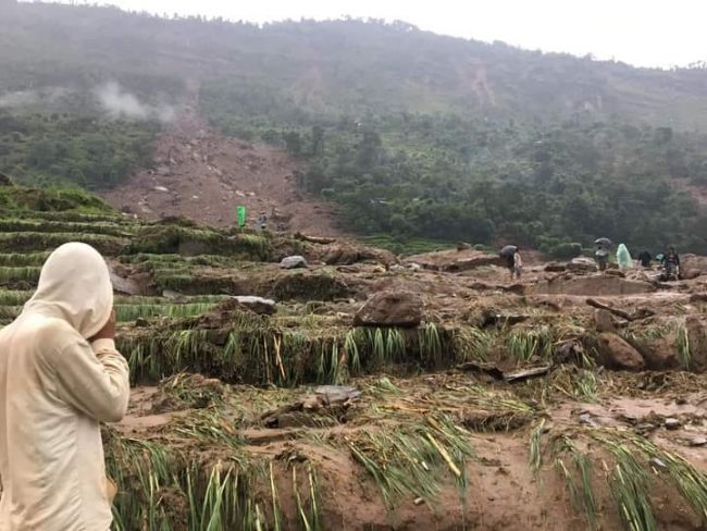 सिन्धुपाल्चोकमा अर्को विपत्तिः नागपुजेमा खसेको पहिरोले आठ र भीरखर्कमा १० घर पुरियो, २३ जना बेपत्ता