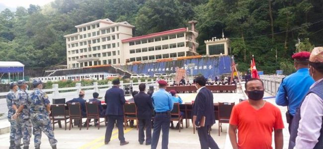 मितेरी पुलमा नेपाल र चीनबीच बैठक, तातोपानी नाका खुल्ने