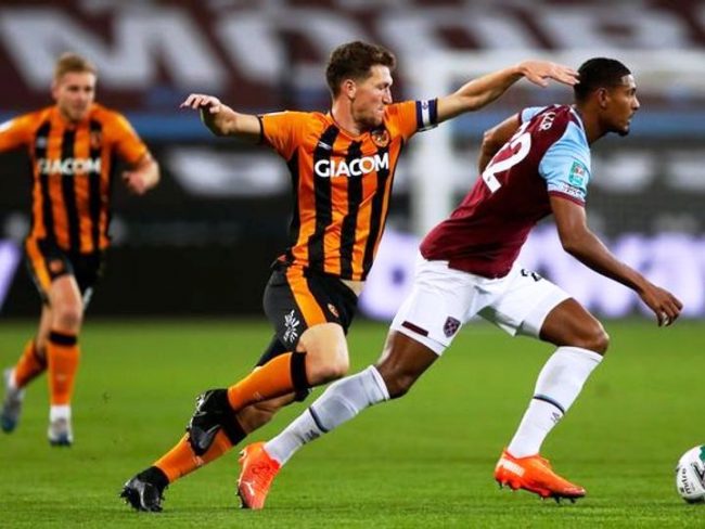 वेस्ट ह्यामद्वारा हल सिटी ५–१ ले पराजित