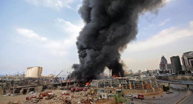 भयानक विष्फोटको १ महिनापछि लेबनानको बेरुतमा फेरि विष्फोट, देखियो धुवाँको मुस्लो