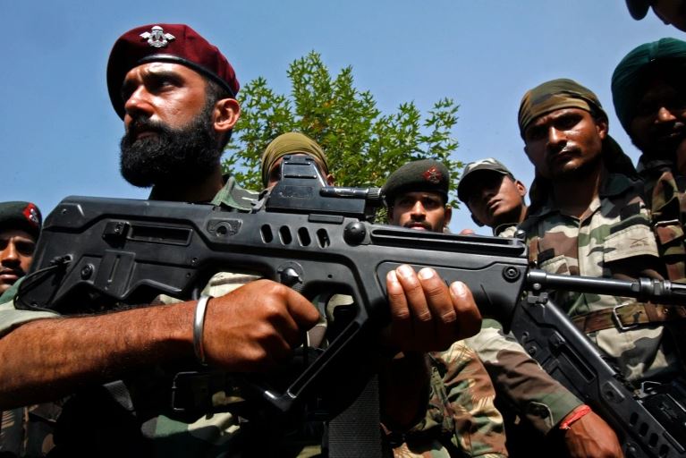 कश्मिरमा दमन गर्ने भारतीय प्रहरीलाई प्रशिक्षण नदिन माग गर्दै इजरायलमा मुद्दा