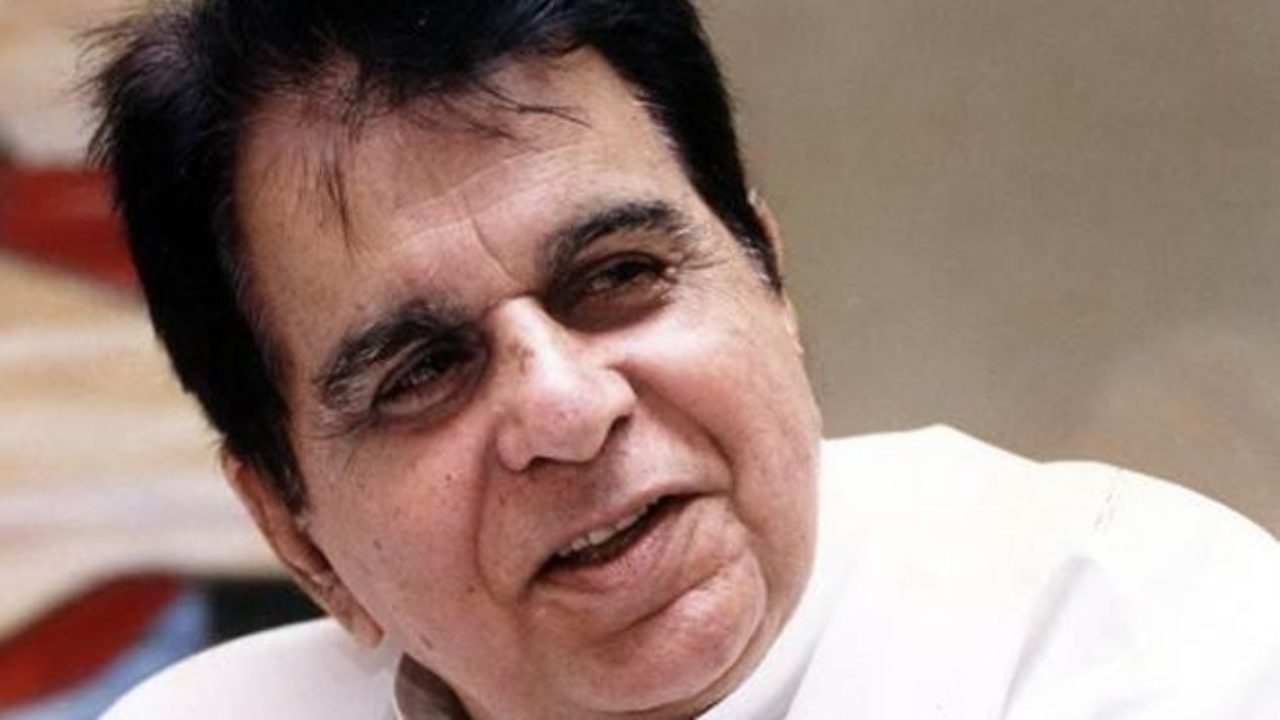 दिलिप कुमारलाई आफ्ना दुवै भाइहरुको मृत्युबारे थाहै छैन, १३ दिनमा दुवै कोरोनाले मरिसके