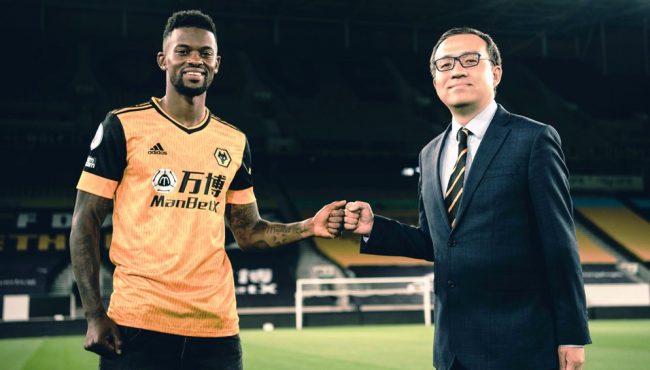 बार्सिलोनाका सेमेडोसँग वोल्वरहेम्प्टनले सम्झौता गर्दे