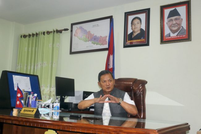 ओलीको विकल्प खोज्नु बिजुली सट्टा अगुल्टो खोज्नुजस्तै : मुख्यमन्त्री गुरुङ