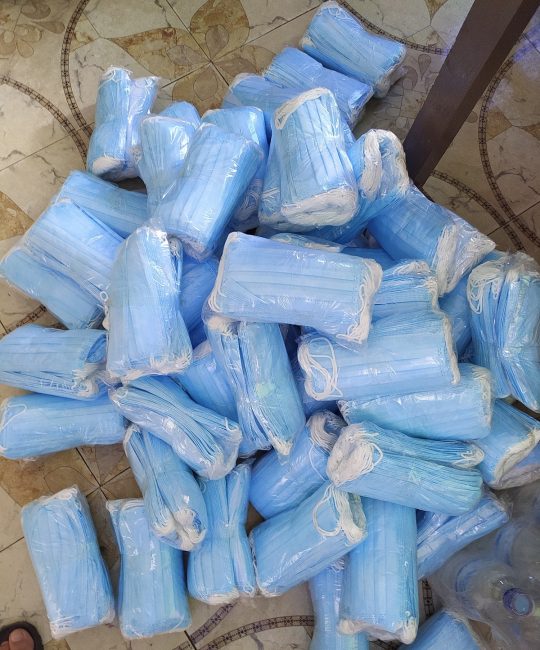 कोरोनाको उद्गमस्थल वुहानमा मास्क पठाउन सहयोग गर्ने व्यवसायी सम्मानित