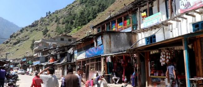 पहिराको जोखिममा नाग्मबजार