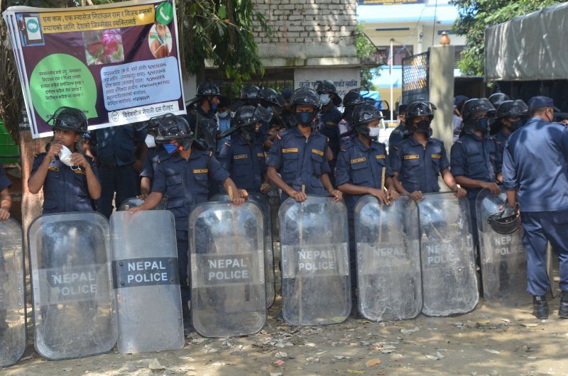 हिरासतमा थुनुवाको मृत्यु प्रकरणः एसपीसहित ६ प्रहरीविरुद्ध सरकारी वकिलको कार्यालयमा मुद्दा दर्ता