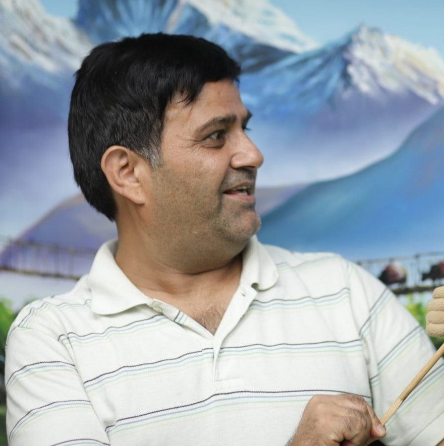 हास्य कलाकार मनोज गजुरेललाई कोरोना पोजेटिभ