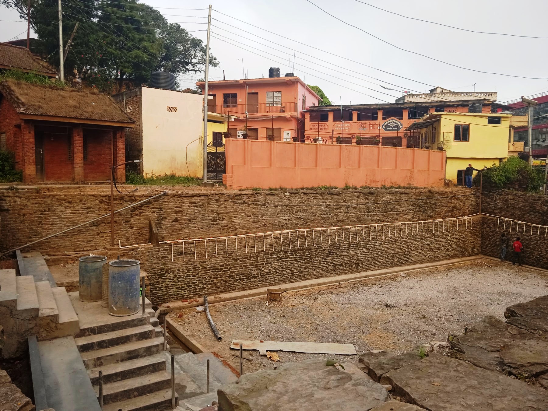 भोजपुरमा रङ्गशाला निर्माण जारी