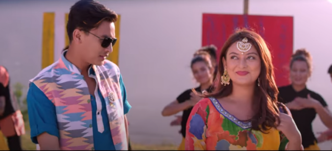 गायिका निरुशा भट्टराईको दसैं उपहार गीत छलक छलक छल्क्यो माया (भिडियाे)