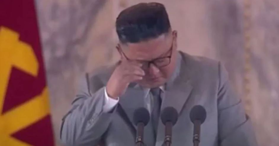 किम जोंग उनले किन रुँदै आफ्नो देशका जनतासँग माफी मागे ?