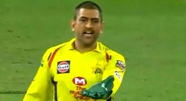 आइपिएलः धोनी रिसाएपछि फेरियो अम्पायरको निर्णय