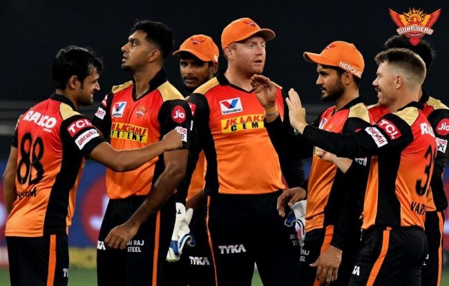 हैदराबादद्वारा राजस्थान आठ विकेटले पराजित