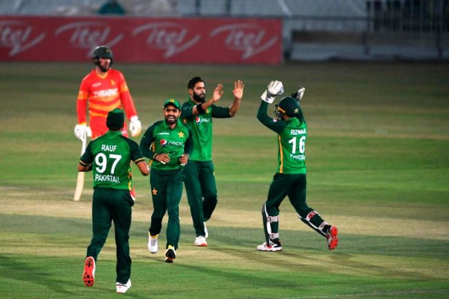 पहिलो एकदिवसीयमा घरेलु टोली पाकिस्तान विजयी