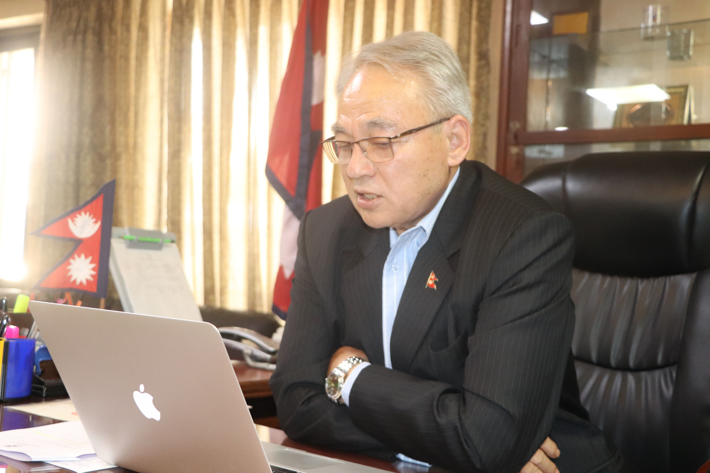 हवाई प्रतिबन्ध हटाउन इयुलाई गृहमन्त्रीको आग्रह