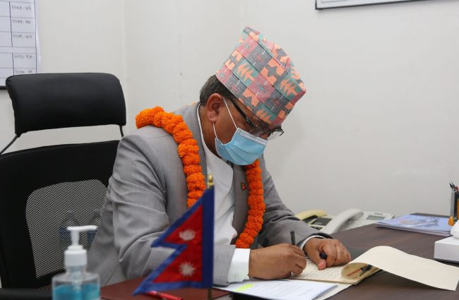 सेनालाई सदैव सहयोग गर्छुः उपप्रम पोखरेल