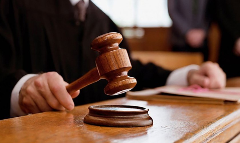 भावुक हुँदै बिदा भए न्यायाधीश