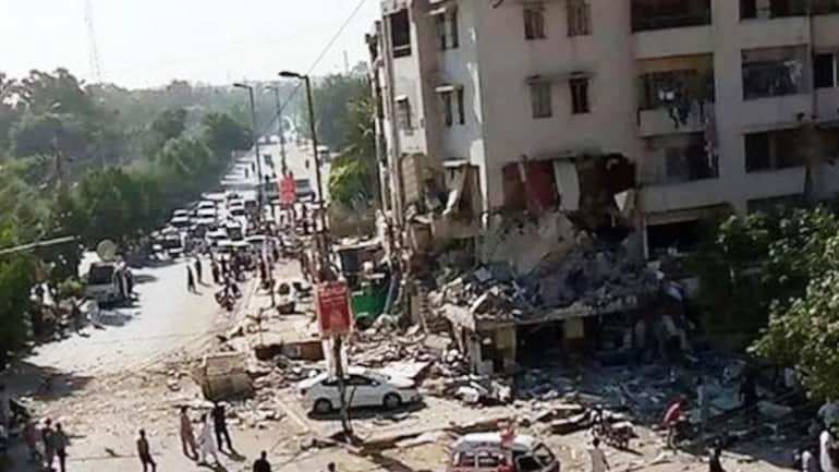 कराँचीमा बम बिस्फोटन, ३ जनाको मृत्यु