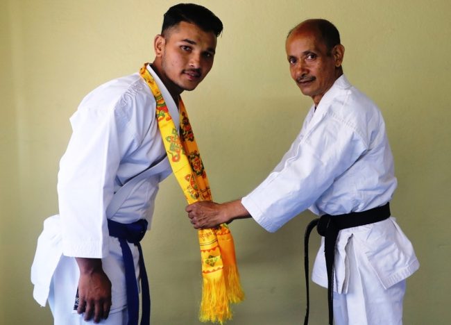 करातेका सुवासलाई नगदसहित सम्मान गरिने