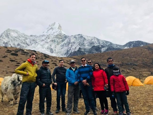 १४ पटक सगरमाथा चढेका बेलायती क्यान्टन अमादब्लम आरोहणका लागि आधारशिविरमा