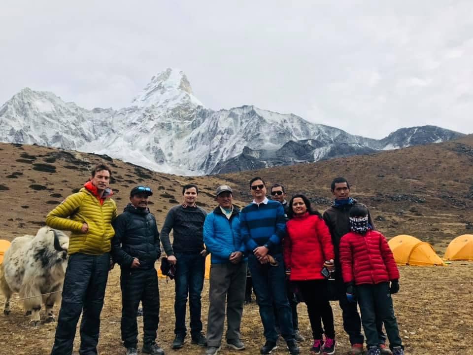 १४ पटक सगरमाथा चढेका बेलायती क्यान्टन अमादब्लम आरोहणका लागि आधारशिविरमा