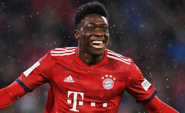 डेभिस सर्वाधिक मूल्यवान युवा फुटबल खेलाडी