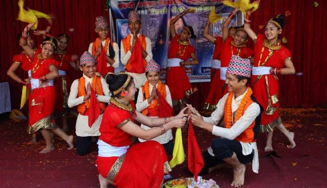 चितवन जिल्लामा देउसी भैलो खेल्न रोक