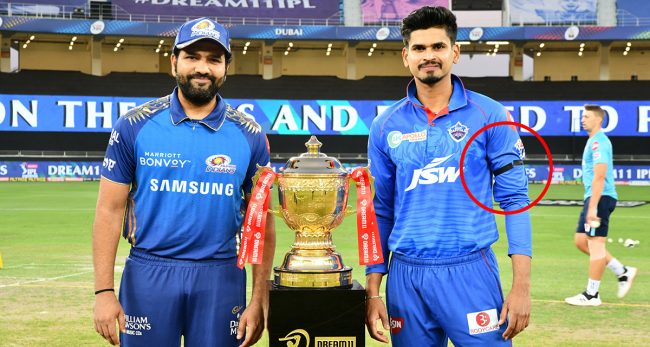 मुम्बइविरुद्धको खेलमा किन हातमा कालो पट्टी बाँधेर मैदानमा उत्रिए दिल्लीका खेलाडी ?