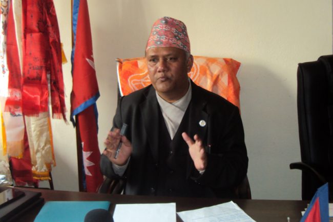 कोरोना संक्रमितको निशुल्क उपचार नगरे विशेष अधिवेशन बोलाउने कांग्रेसको चेतावनी