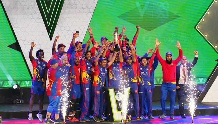 कराँची किंग्सलाई पिएसएल उपाधी