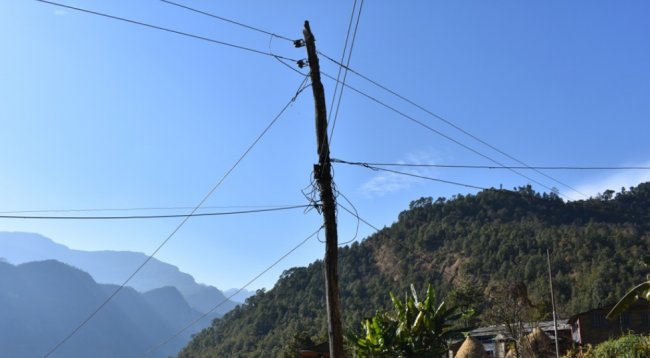 तनहुँमा काठे पोल विस्थापित गरिँदै