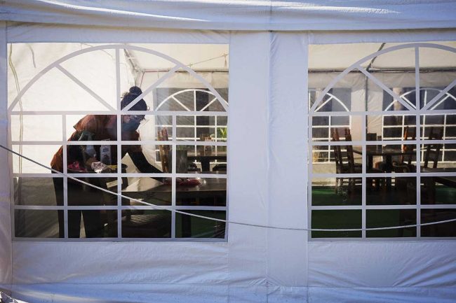 अमेरिकाको लस एन्जलसमा प्रतिबन्धात्मक व्यवस्थाहरुको घोषणा