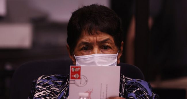 अमेरिकामा ४ वर्षदेखि परिवार पर्खिरहेका शरणार्थी, जसले चुनाबको दिनदेखि केही खाएका छैनन्