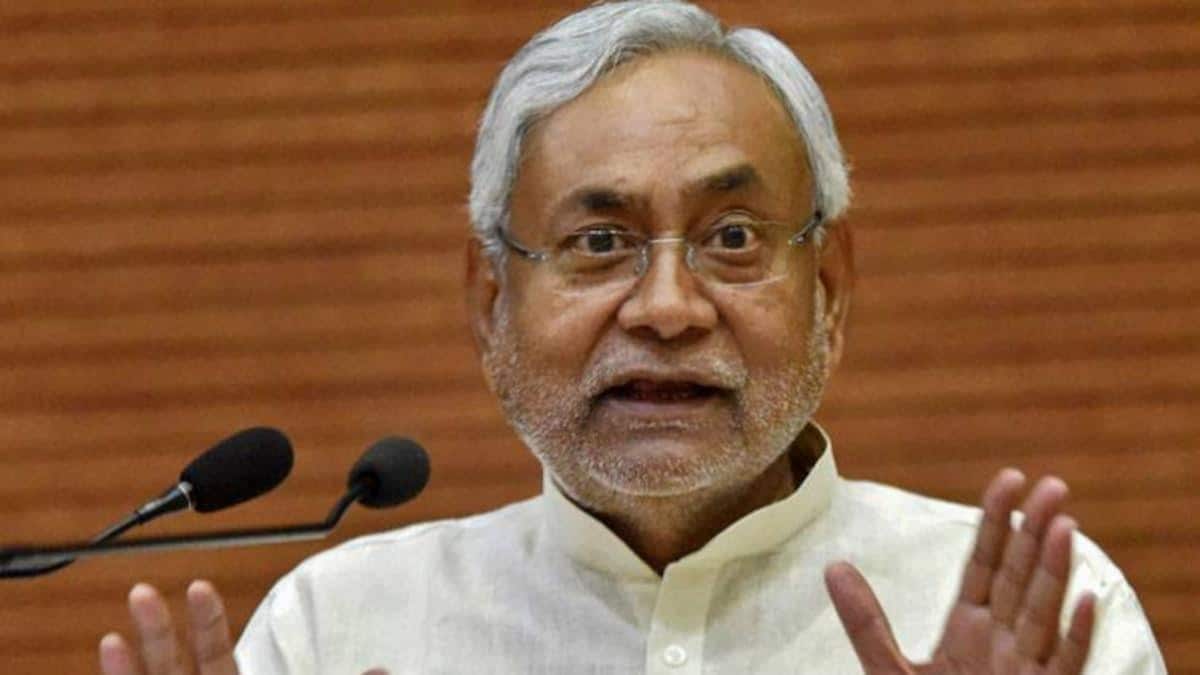 सातौं पटक बिहारको मुख्यमन्त्री बन्दै नीतीशकुमार