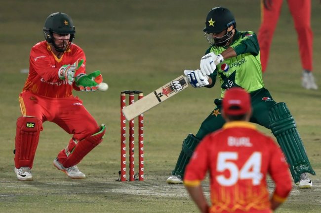 पहिलो टी–२०मा पाकिस्तानको सहज जित