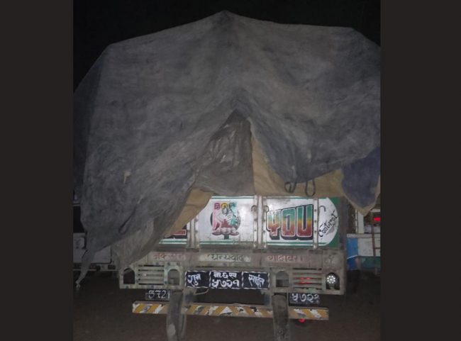 मुगुका लागि पठाउनुपर्ने जापानी चामल भक्तपुर पठाउने व्यापारी धौरटीमा छुटे