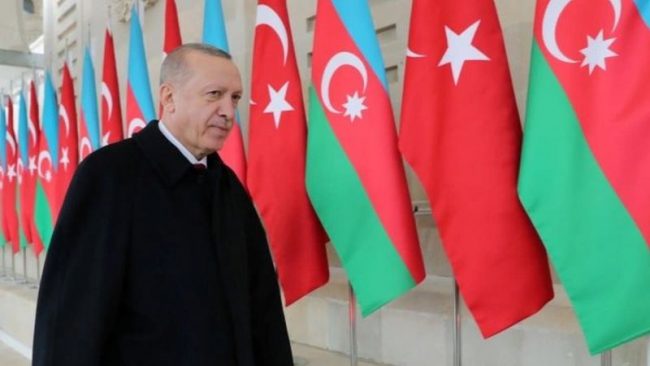 टर्कीका राष्ट्रपतिले अजरबैजान पुगेर सुनाएको कविताले ईरानमा हंगामा