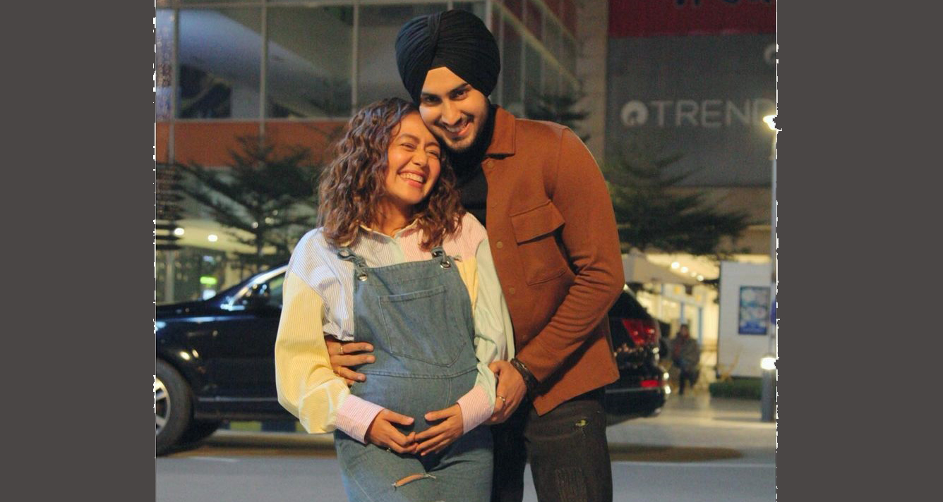 नेहा कक्कड गर्भवती भएको कुरा सत्य होइन, यस्तो हो फोटोको वास्तविकता