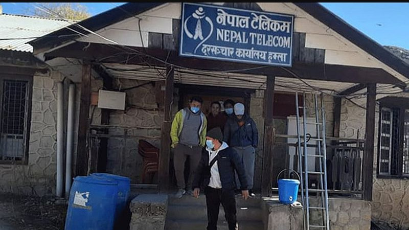 गुणस्तरीय सेवा नदिएको भन्दै हुम्लाको टेलिकममा तालाबन्दी
