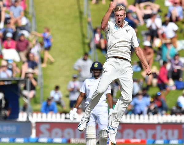 ज्यामीसनले घातक बलिङ गर्दा वेस्टईन्डिज फलोअनको संघारमा