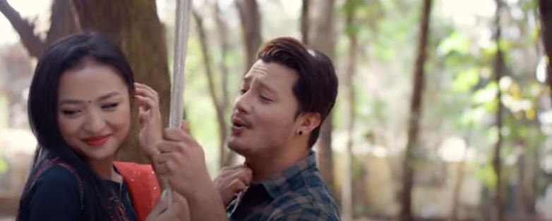 केशव दाहालकाे नयाँ गीत ‘चौतारिमा बसौंन पियारी’ सार्वजनिक (भिडियाे)