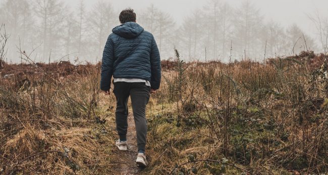 श्रीमतीसँग झगडा भएपछि श्रीमान ४ सय ५० किलोमिटर टाढा पैदल हिँड्दै पुगे