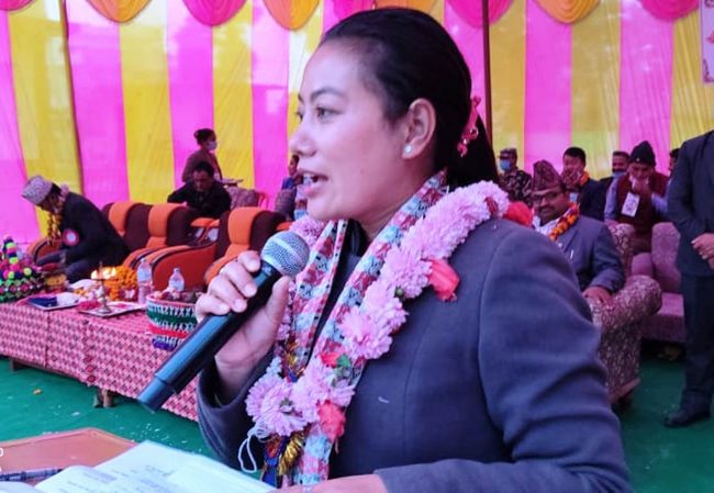 जग्गाको मालिक जनतालाई बनाउन प्रतिबद्ध छौँ : खानेपानीमन्त्री मगर