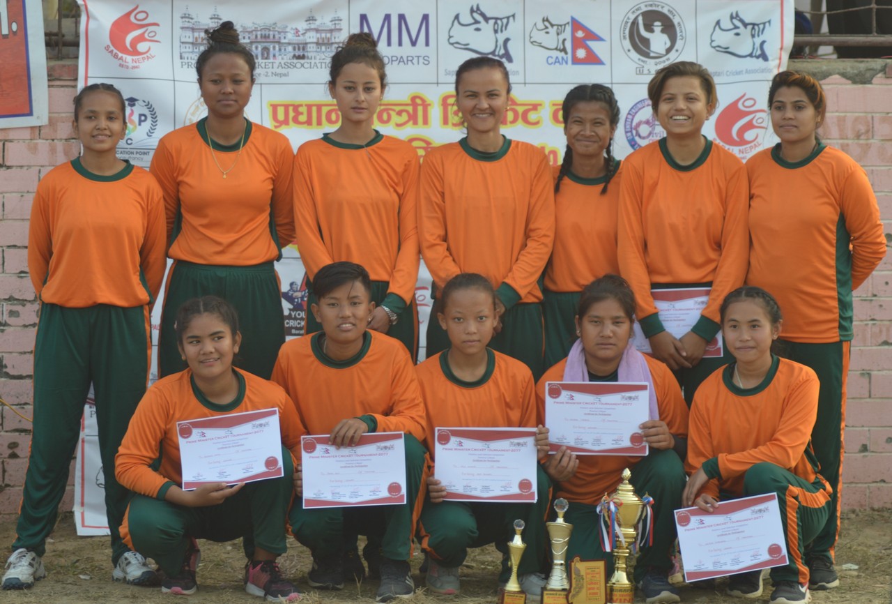 प्रदेश स्तरीय महिला क्रिकेटको उपाधि महोत्तरीलाई