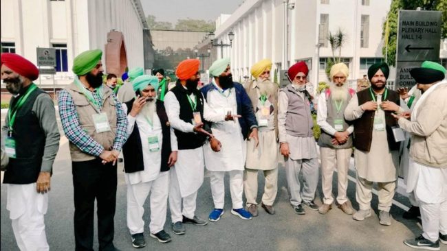 भारतमा किसानसँगको वार्तामा अझै कुरा मिलेन