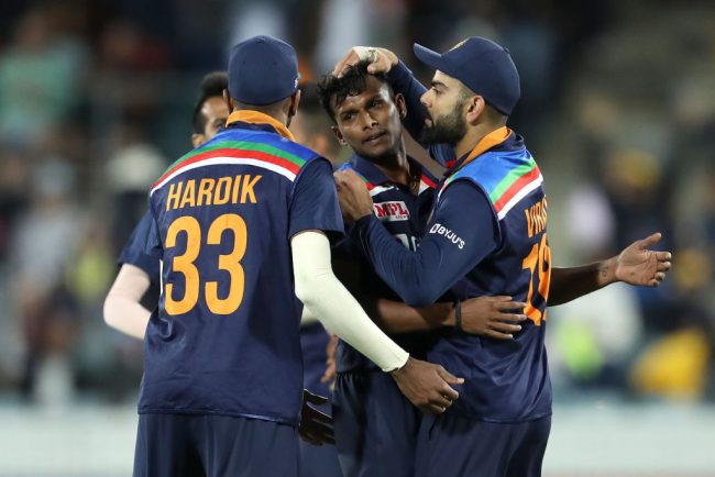 अष्ट्रेलियाविरुद्धको टी२० सिरिजमा भारतको विजयी सुरुवात