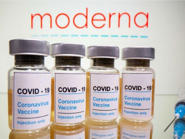 मोडर्नाले भ्याक्सिन प्रयोगको लागि स्वीकृति माग्दै, ट्रम्पले भने–‘एफडिएले छिटो काम गर्नुपर्छ’