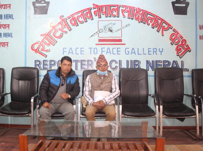 नक्कली बाबु बनाएर भारतीय नागरिकले नेपाली नागरिकता लिएको भन्दै खारेजीको माग