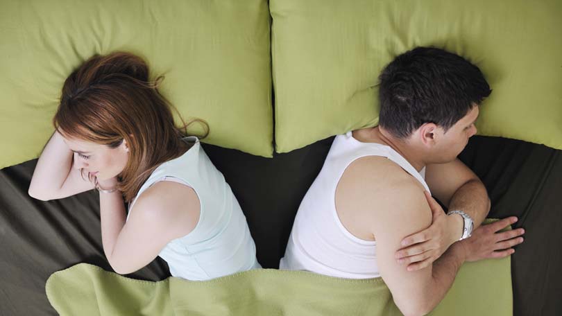 बिहे गर्छन् तर यौनसम्बन्ध राख्दैनन्, विवाहित दम्पतीको व्यवहारले सरकारलाई संकट