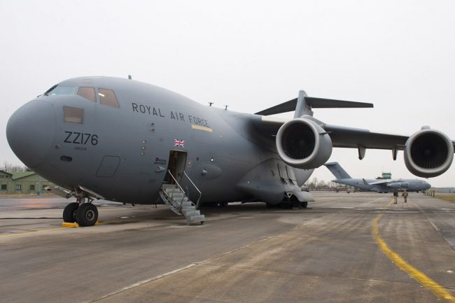 विश्वभरी कोरोना भ्याक्सिन पुर्‍याउने यस्तो छ तयारी, सेनाका जहाज पनि प्रयोग हुँदै